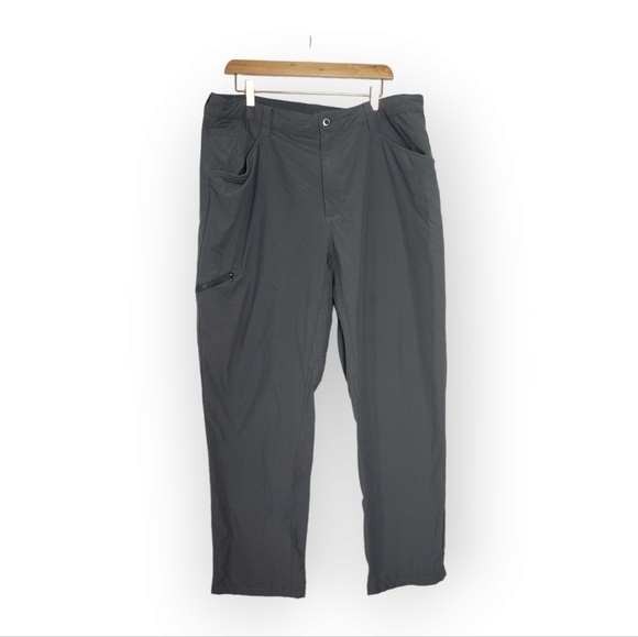 Patagonia Other - Patagonia long legged pants size 40